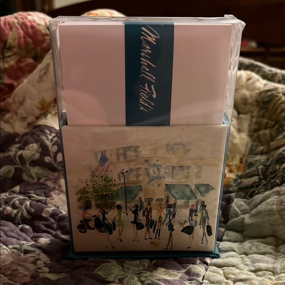 Marshall Field’s souvenir note paper caddy - Picture 3 of 4